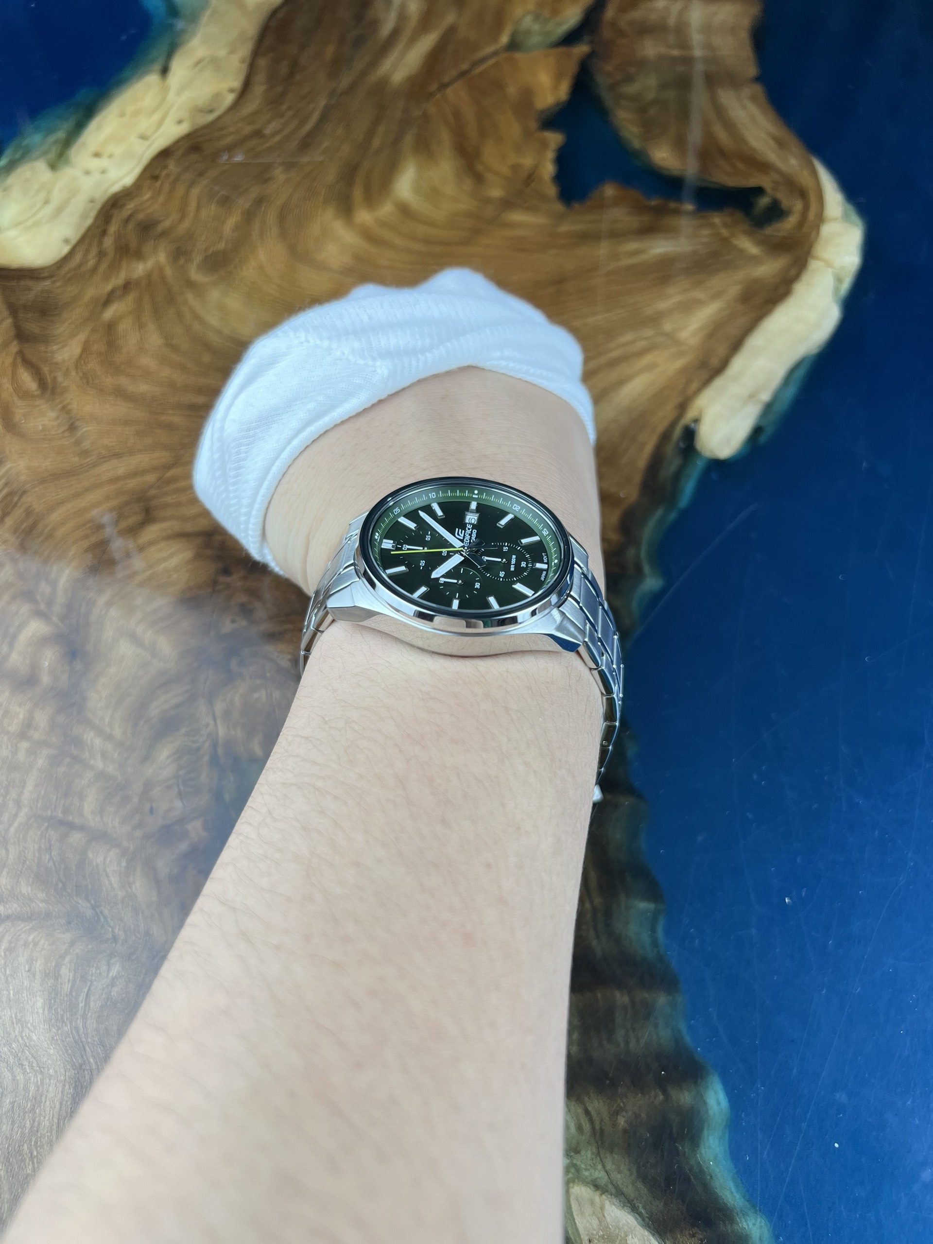 6-75822aba-939c-4b1d-a560-487092dd766f