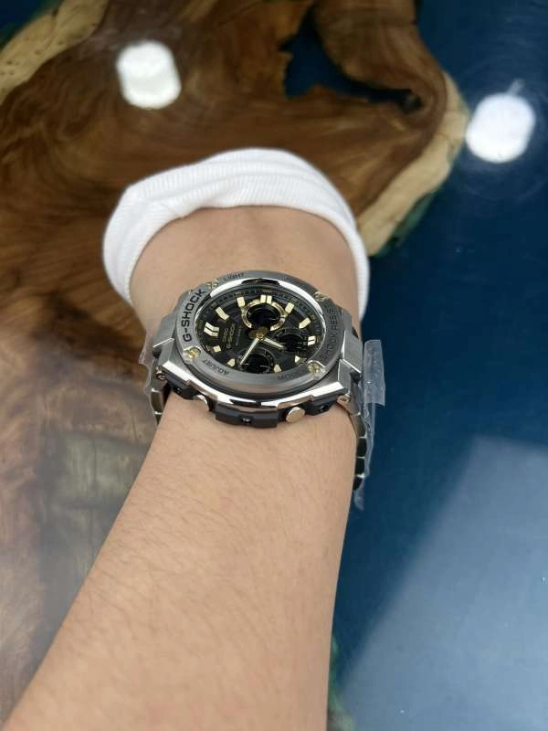 Casio G-shock GST-W110D-1A9JF | size 47.5mm | Mã số 4738