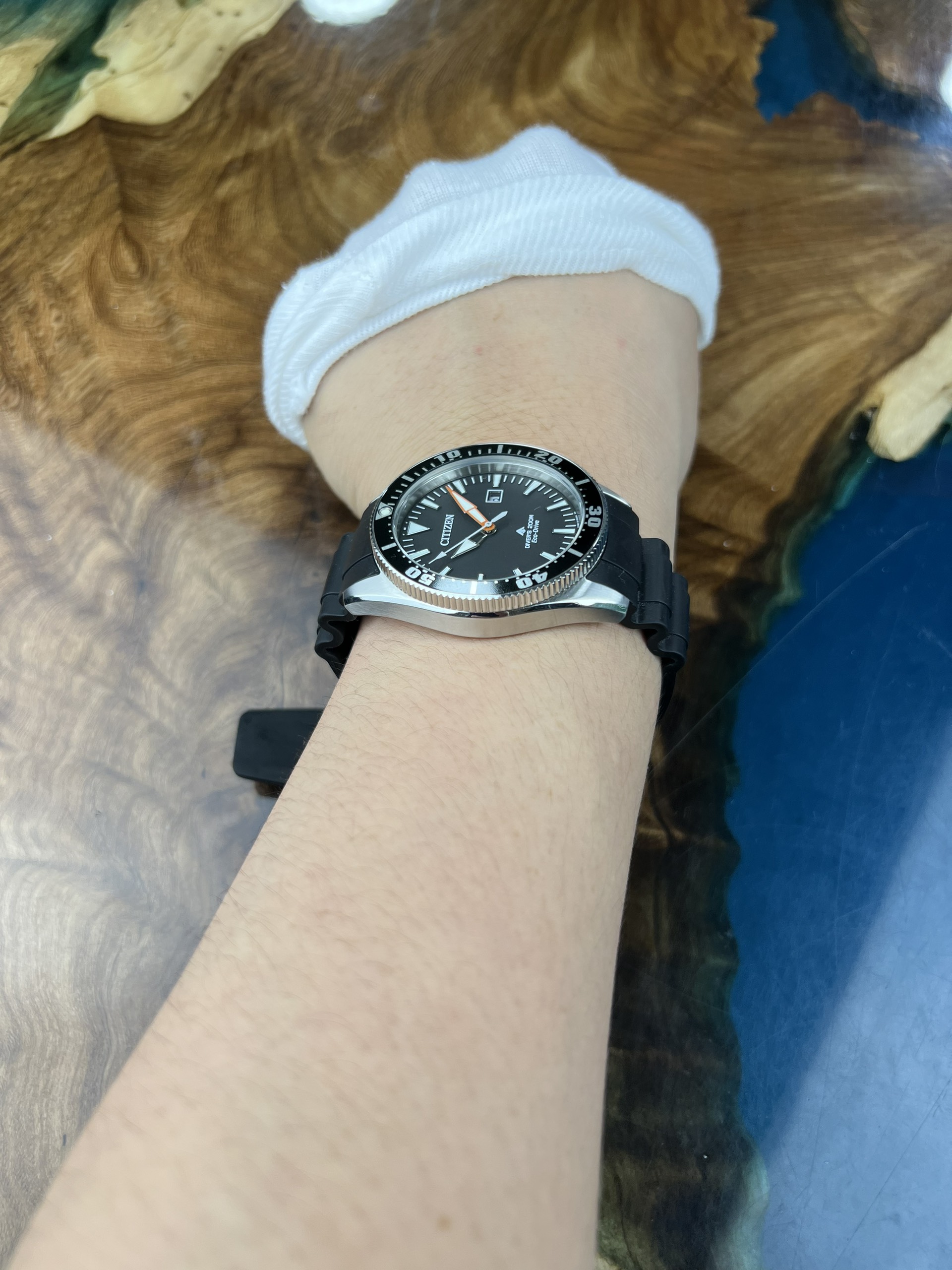 6-879aff69-5106-4f43-a7b3-bfd79febfc3e