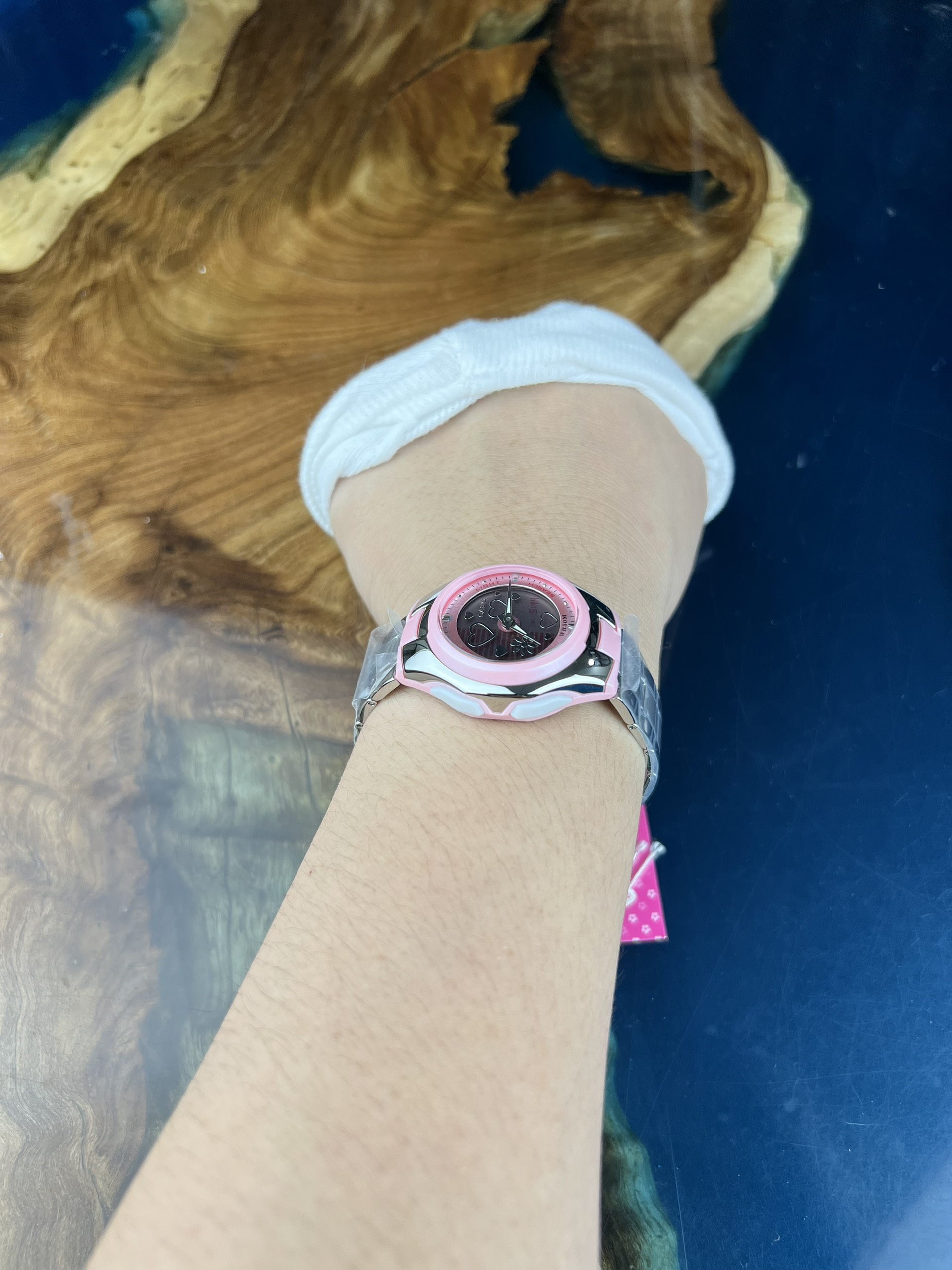 6-891df071-1ef7-46d3-9e05-42bf3870ce59-ab5fee17-d73a-4e42-835c-bd81001f3afa