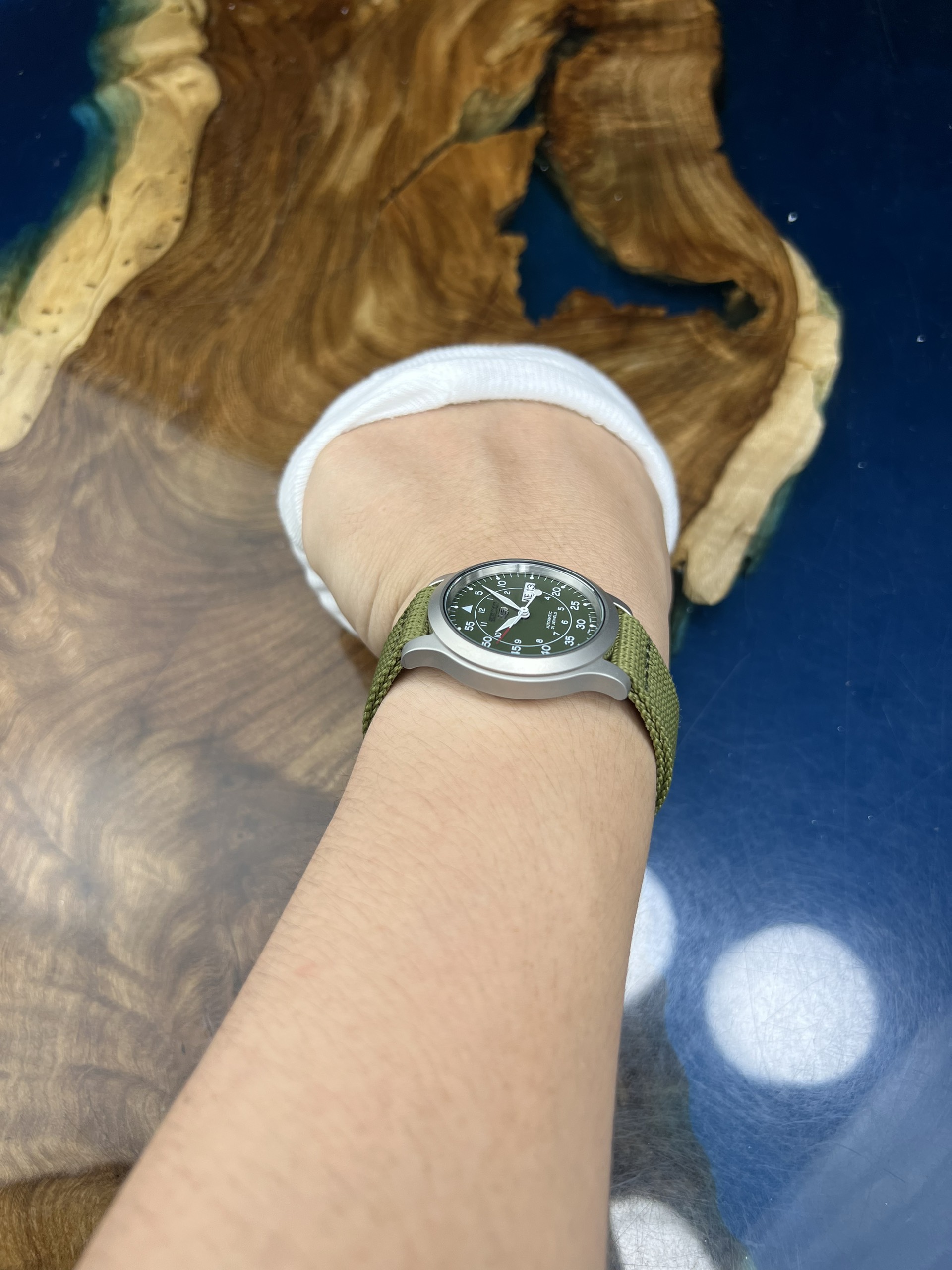 6-895372b7-2722-4074-8a31-c17fe3cadb13