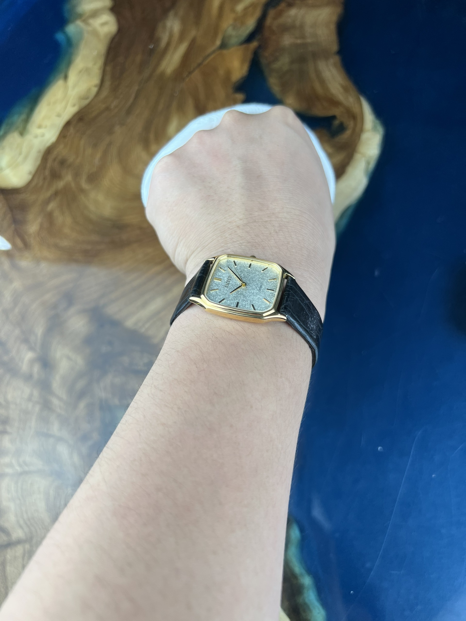 6-9976dd46-7564-4b7b-a120-b26c449ed5ae