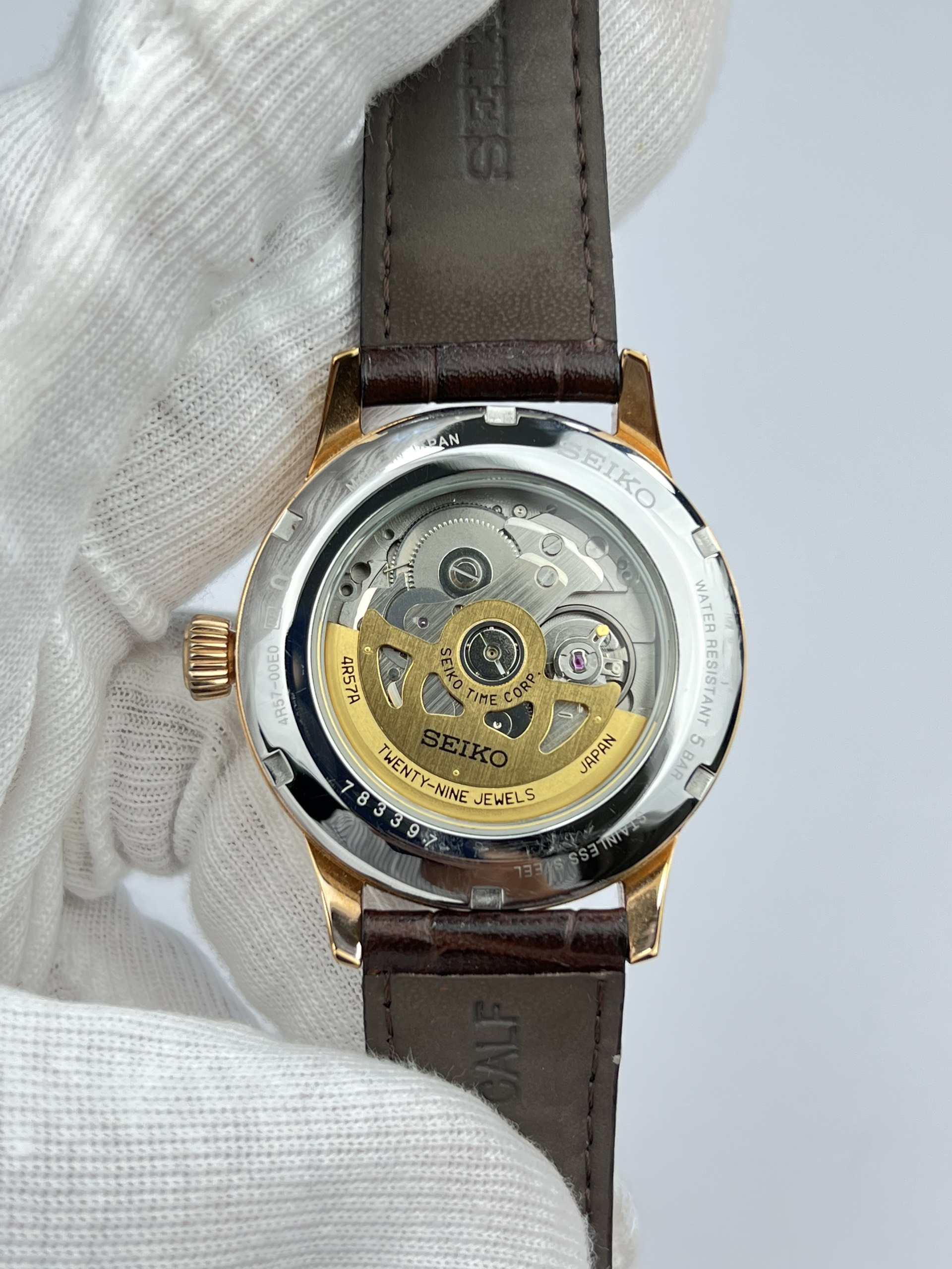 6-b28c266b-34dc-48b0-87b1-15339b4f21c3