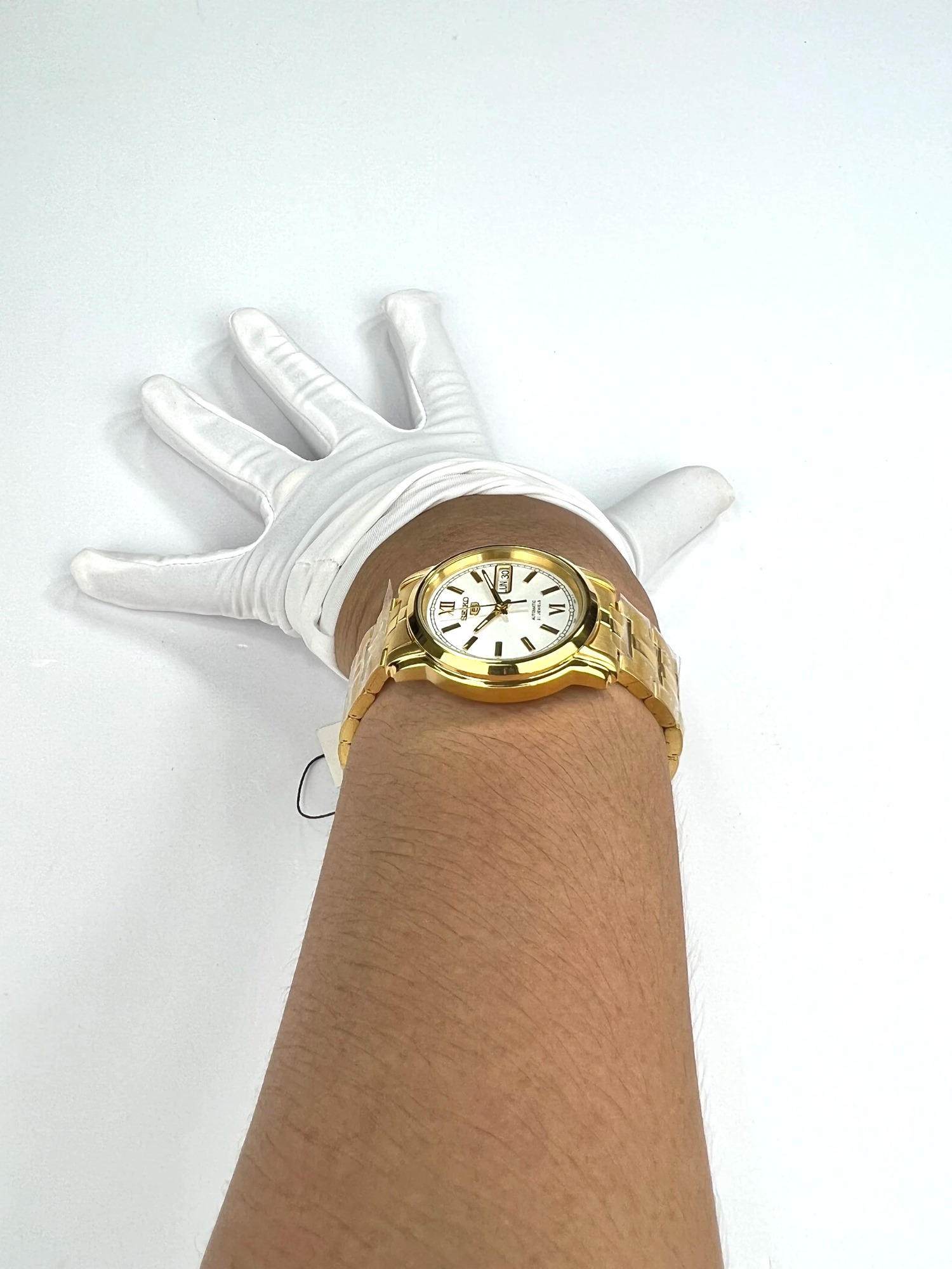 6-b79f4353-9902-4d54-8d80-dcdc49986699