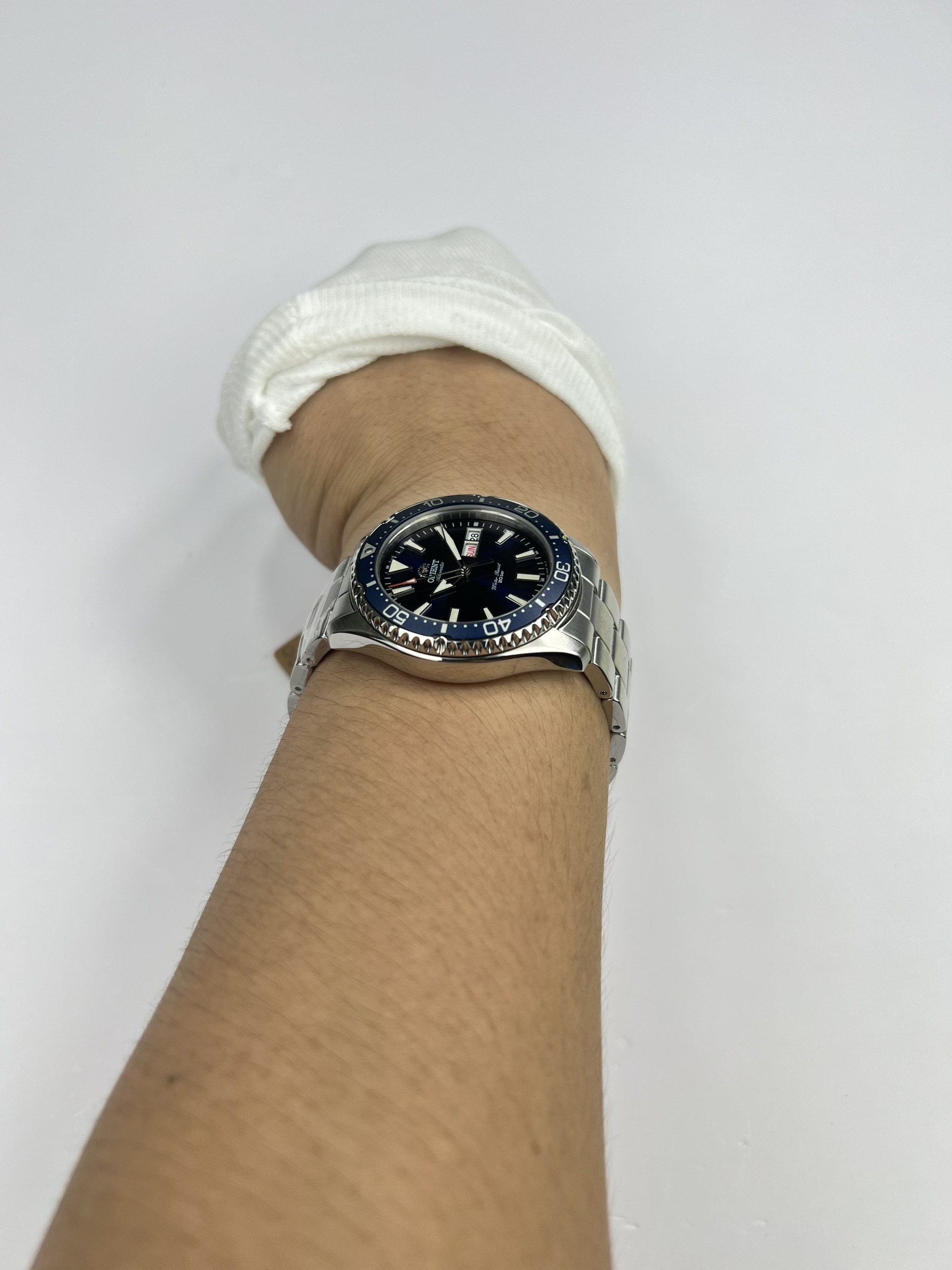 6-bfeccc0a-1135-4cb2-9090-7d26d150db56-4256277b-2abf-4a01-a048-c47115eb5708