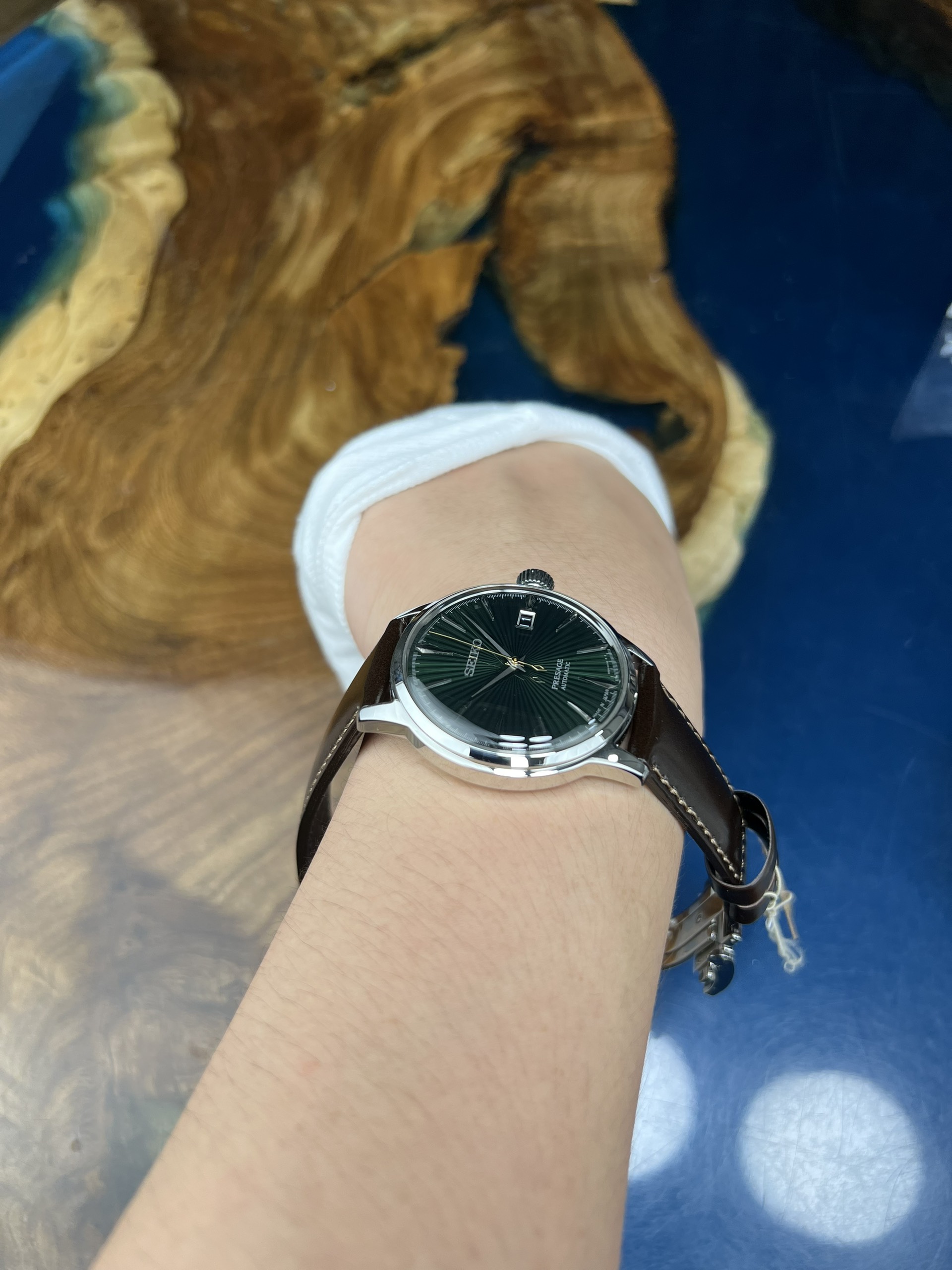 6-c16dad3d-b354-473d-aeab-26f30a5a0f57