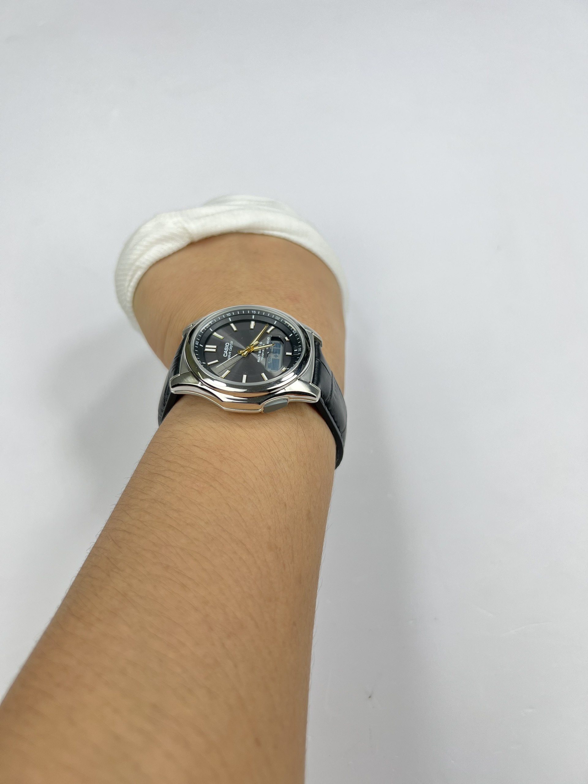 6-d87a65fb-d64d-4bef-b233-6973dc0a63b4