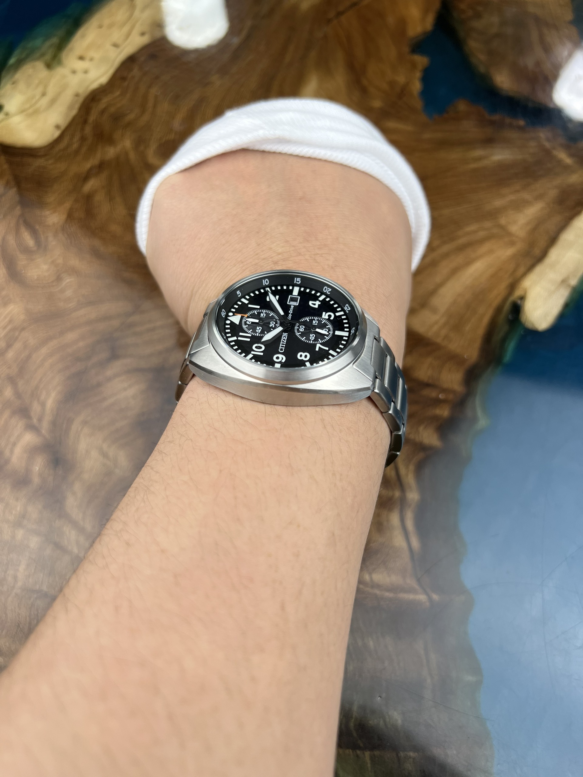 6-e298f784-b8f5-4433-a1a5-56eee9188252