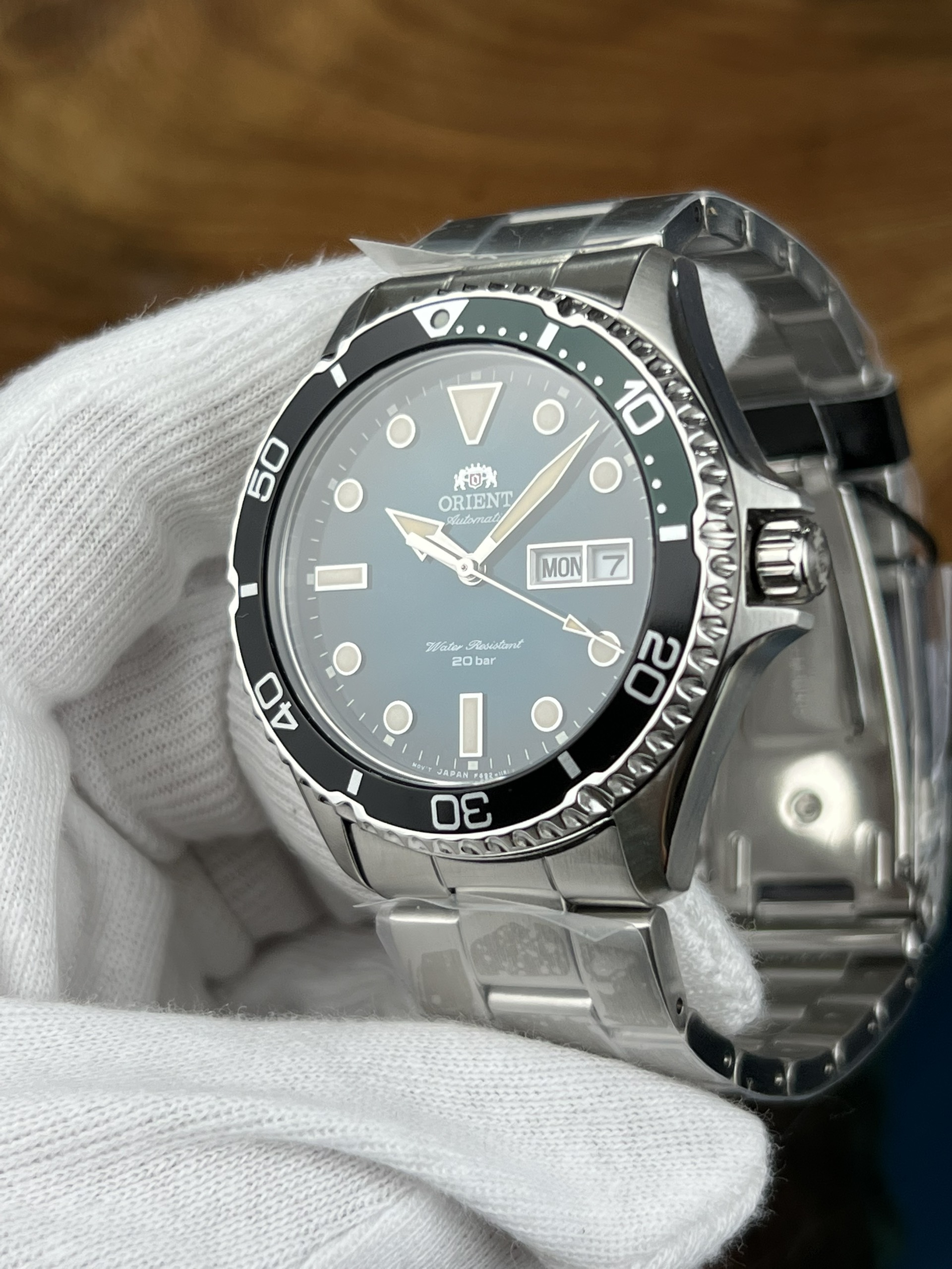 6-e3711c9f-a778-4605-9a34-c776a79c0a3c-d649e621-e5c1-47fc-850c-d524f2d55d4b-d33cb8ef-2aa9-48f7-b91e-61c688e4c8ee