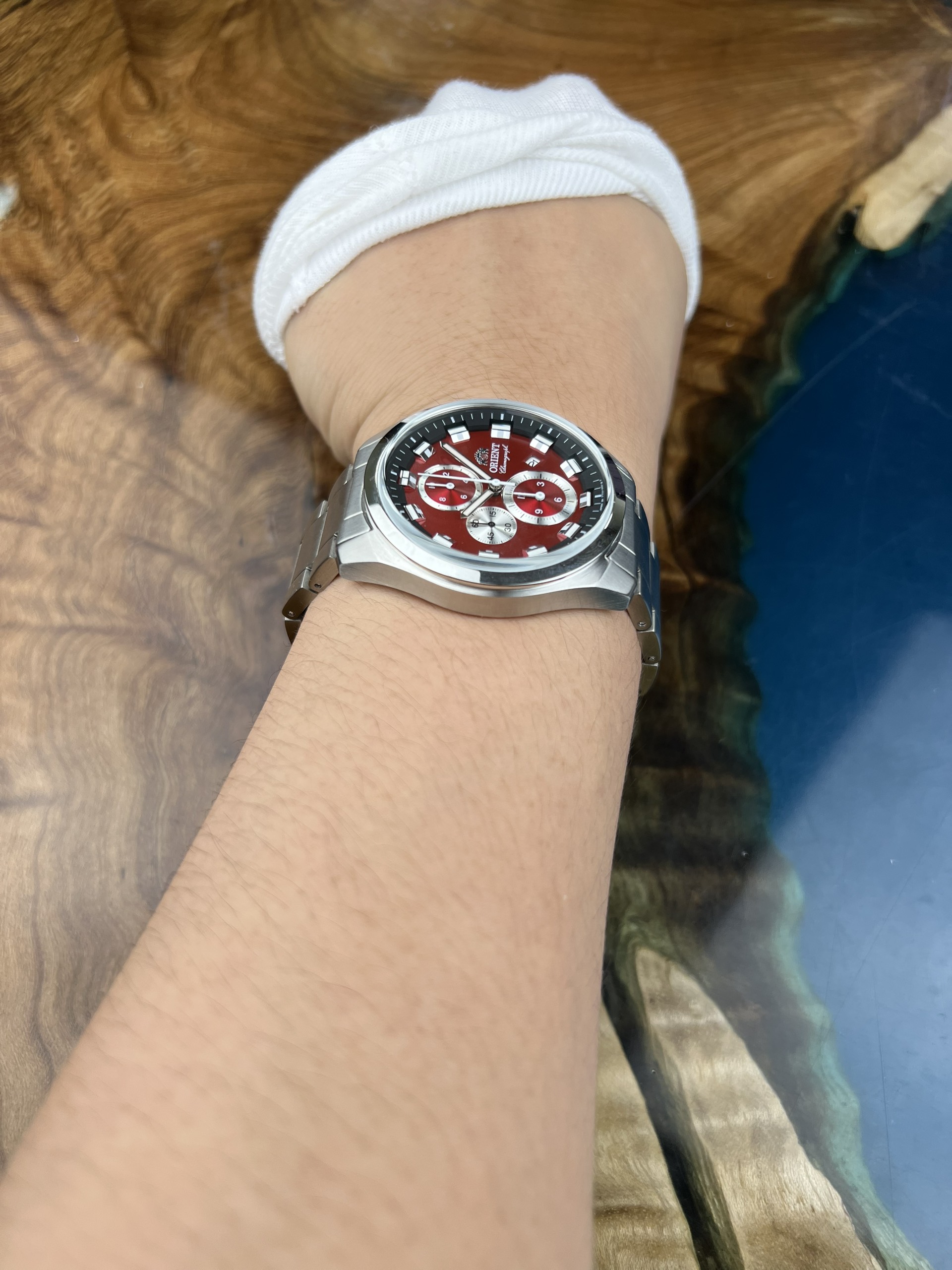 6-e907ff8b-815f-4309-82ef-4fae32ee418b