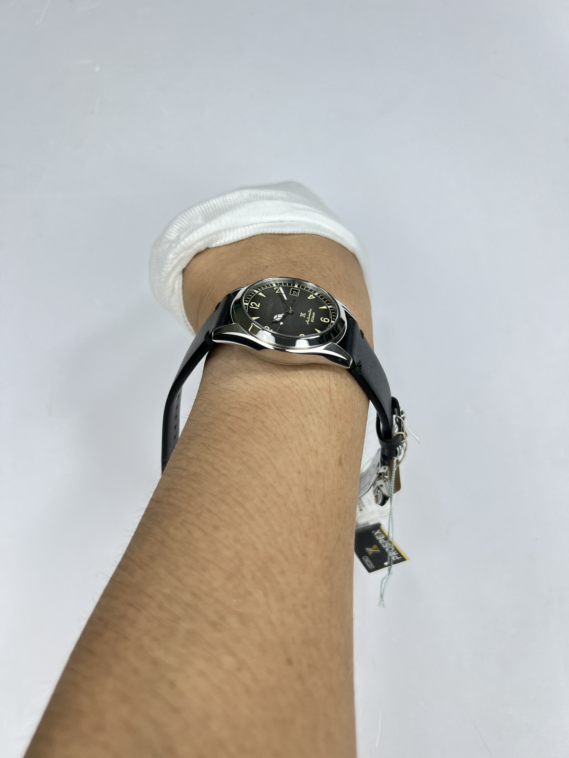 6-f1eff092-747d-4165-aa4d-31598cb251c5