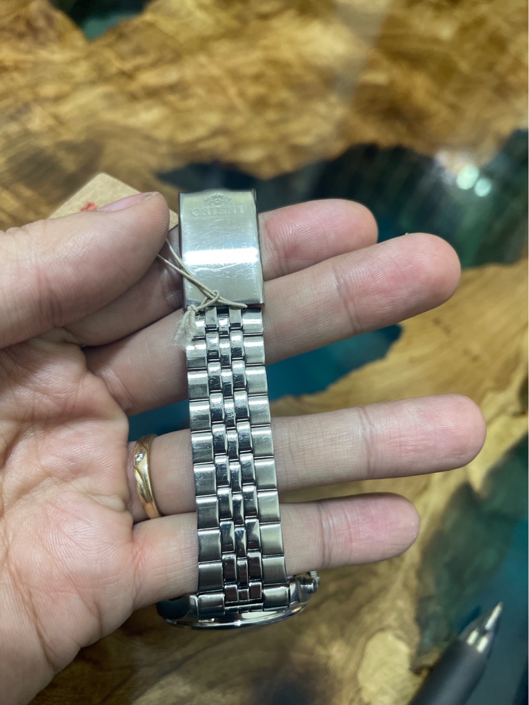 600c1432-2b67-45e5-8b09-d8b8f976fbbc