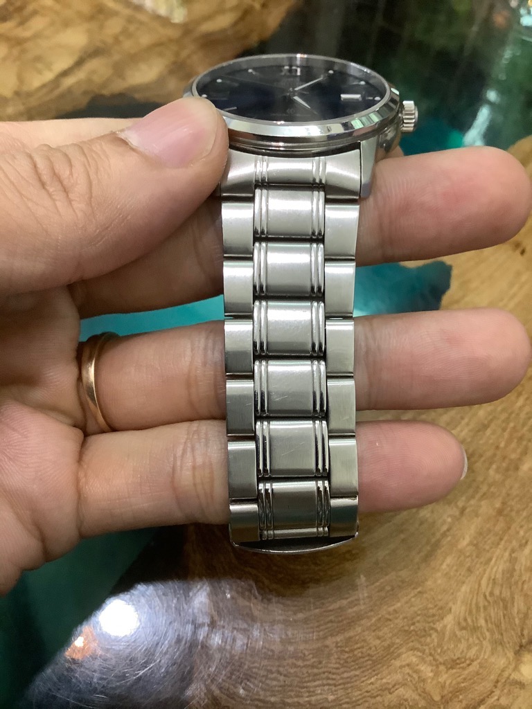 60ce5a5d-d084-4873-ae58-c947eeb62610