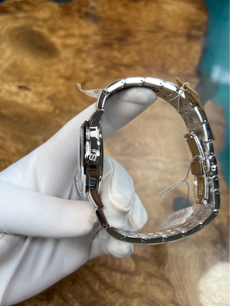 60efbe50-4193-42ef-ac30-f0f56e922103