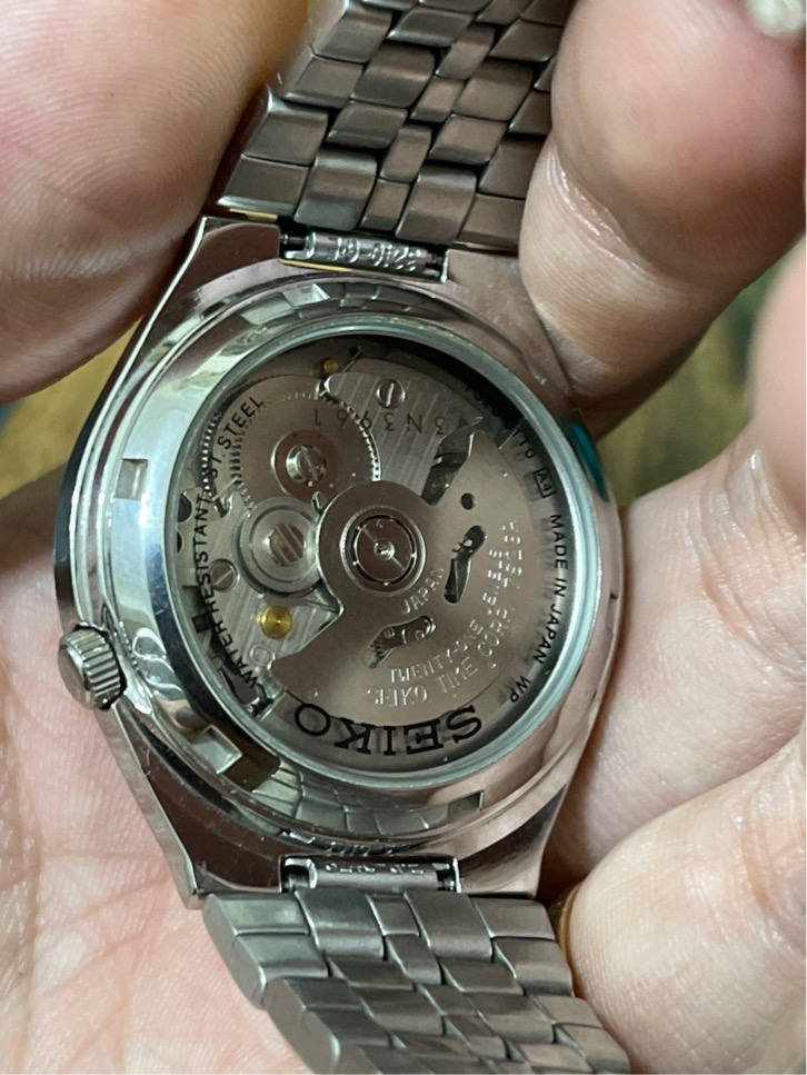 6448566e-2f37-40d8-89ab-a43e47882b80