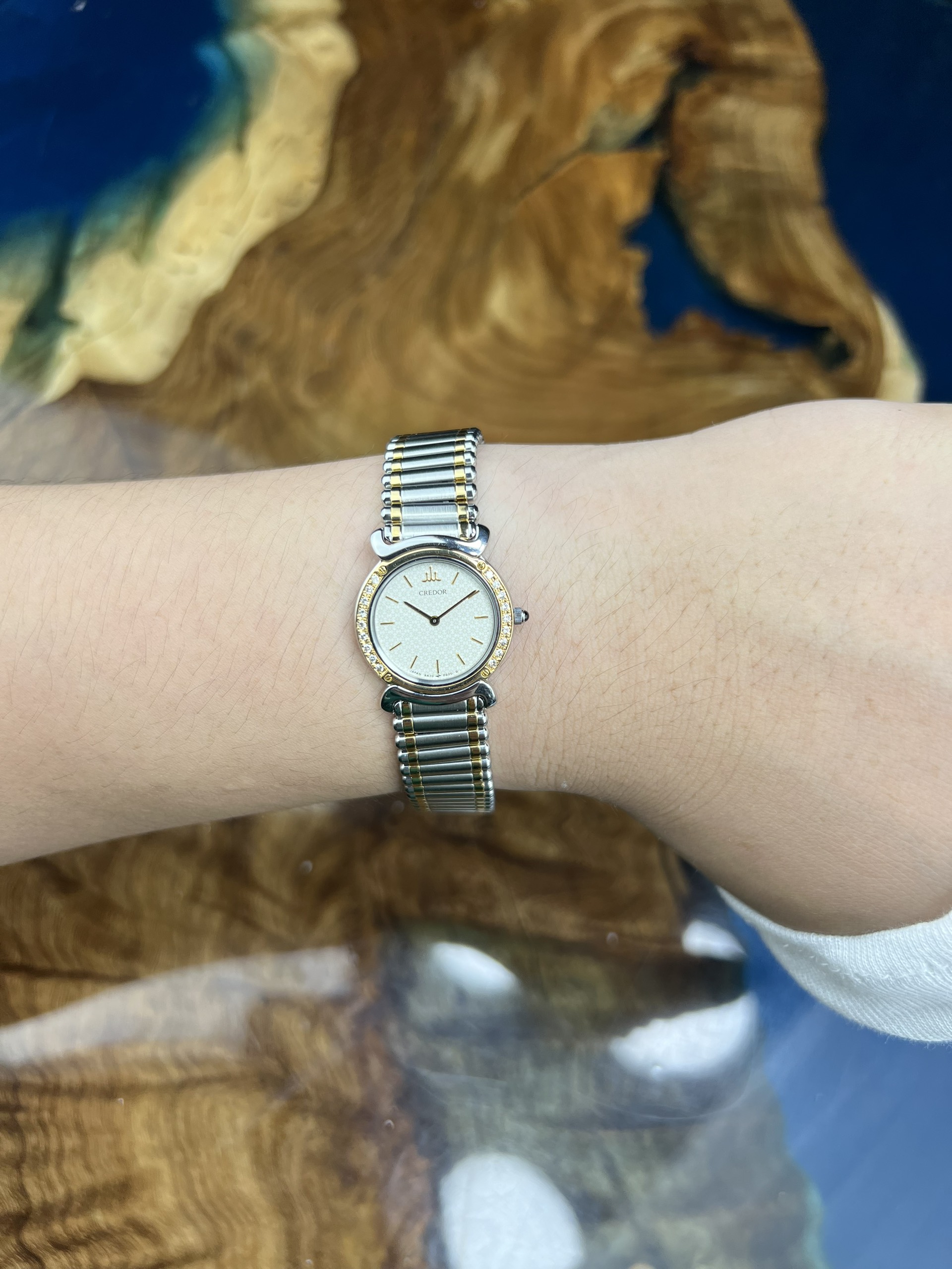 66-357cd050-cd11-4333-9903-ae65c1cf68a8