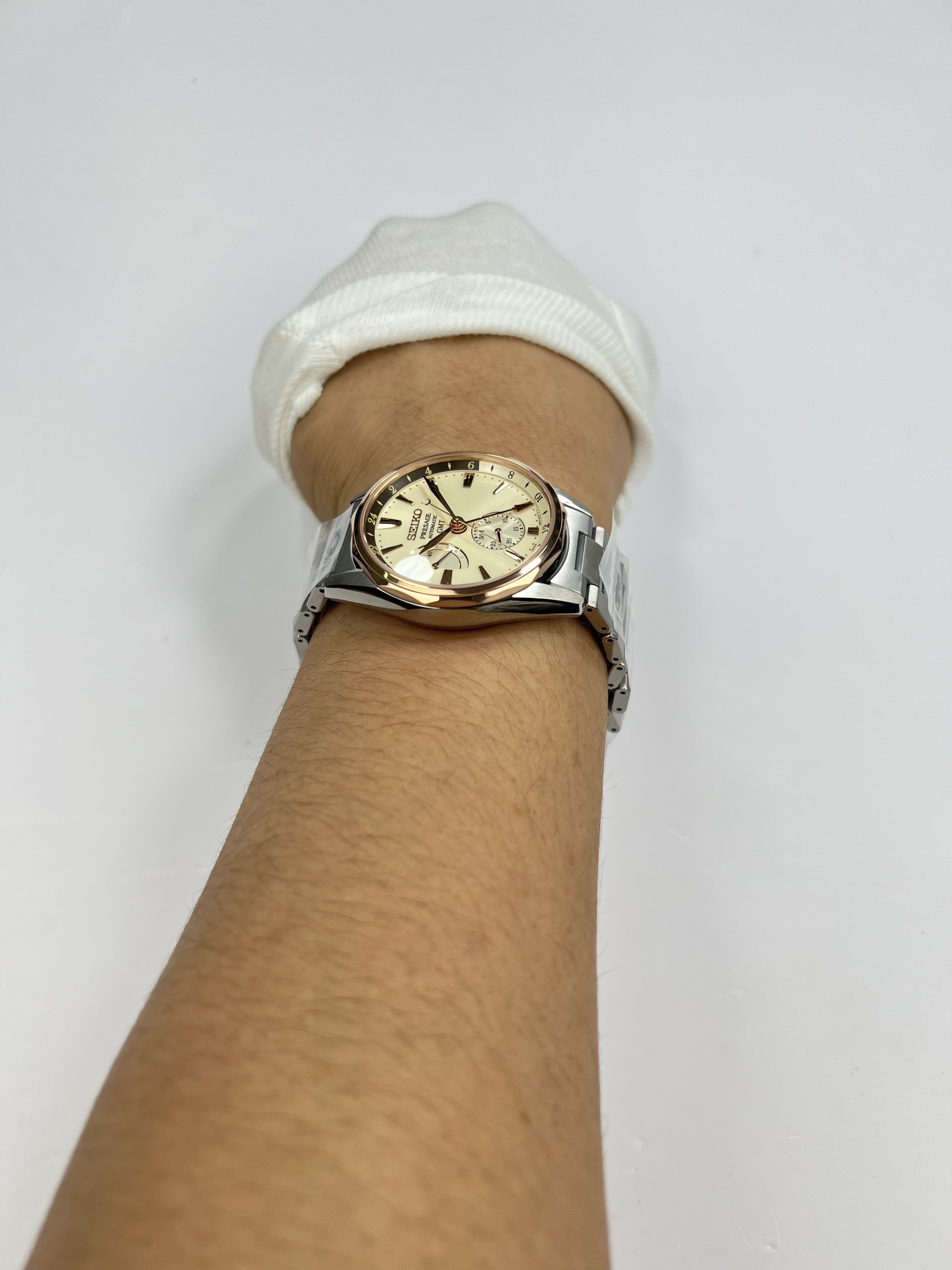 66-ab2407da-807f-477a-9bcc-2d7e9e356dbe-1641298b-c1d0-49dd-98d3-6b2c731e378b-98647c00-7c51-437a-bcd3-e8f363b93c7a