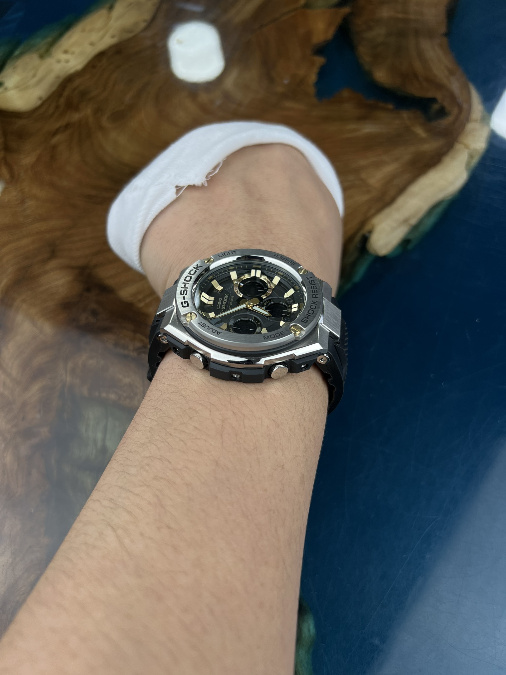 66-b966e1ca-f94d-41a3-b478-0b265ddee1f8