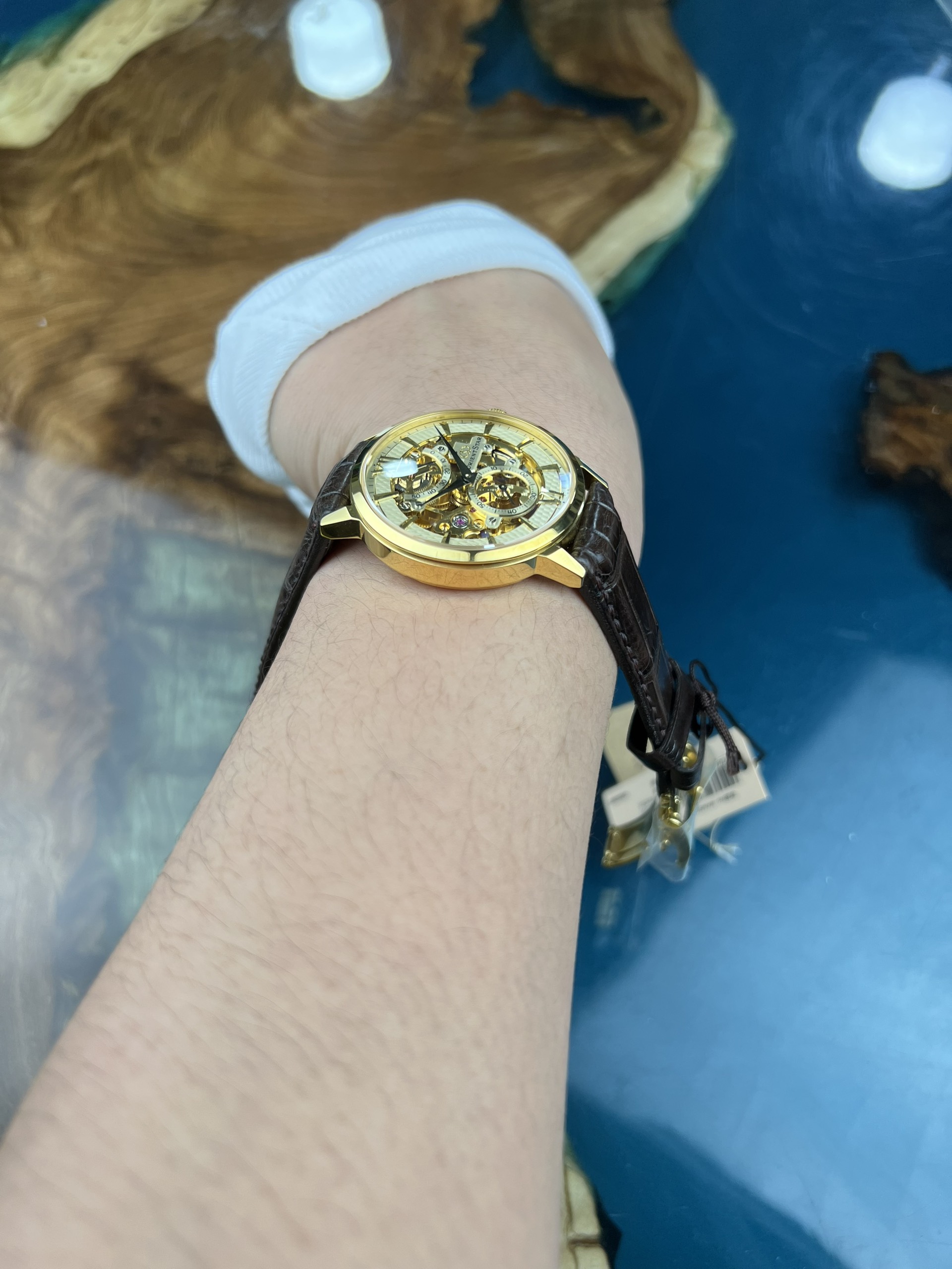 66-e146c9c4-bcbc-45aa-8e43-bcb0ecd5a43b