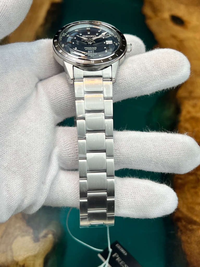 694be4de-07b1-42c0-a88b-45925292183c