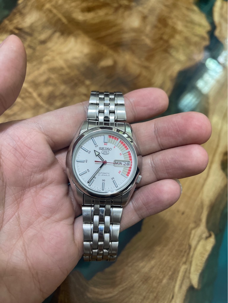 6e01777d-33be-4a89-a577-250e5ef24603