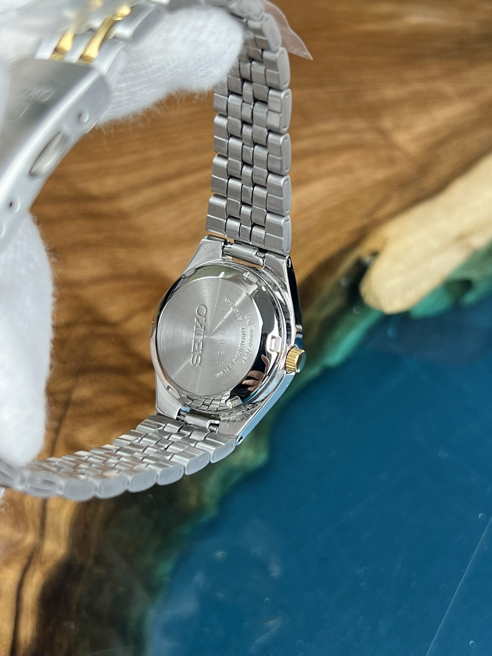 7-97231f69-090e-42ab-a85d-80564c785d5a