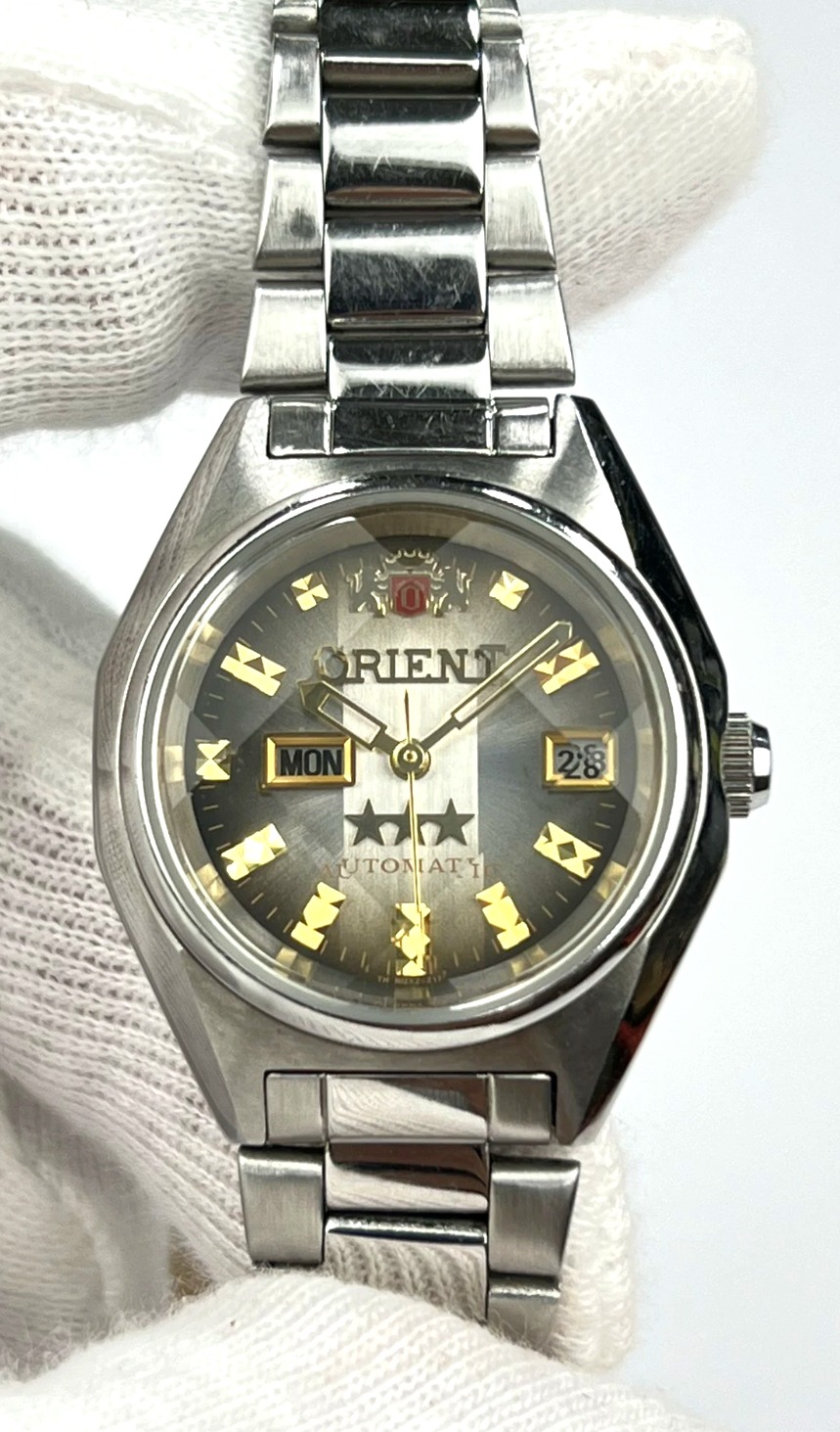 7-d774eb0f-19ff-403d-a082-cc0950f5ebf3