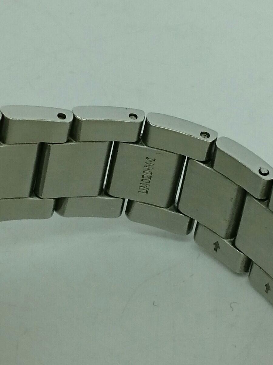 7-dbb6a85c-c895-4156-aea0-8ed2cdd24f8a