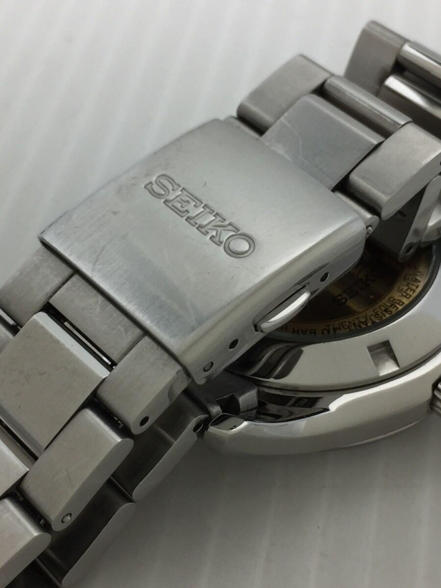 7-dd4f3d50-500f-43de-bd9e-053ec4911bdd