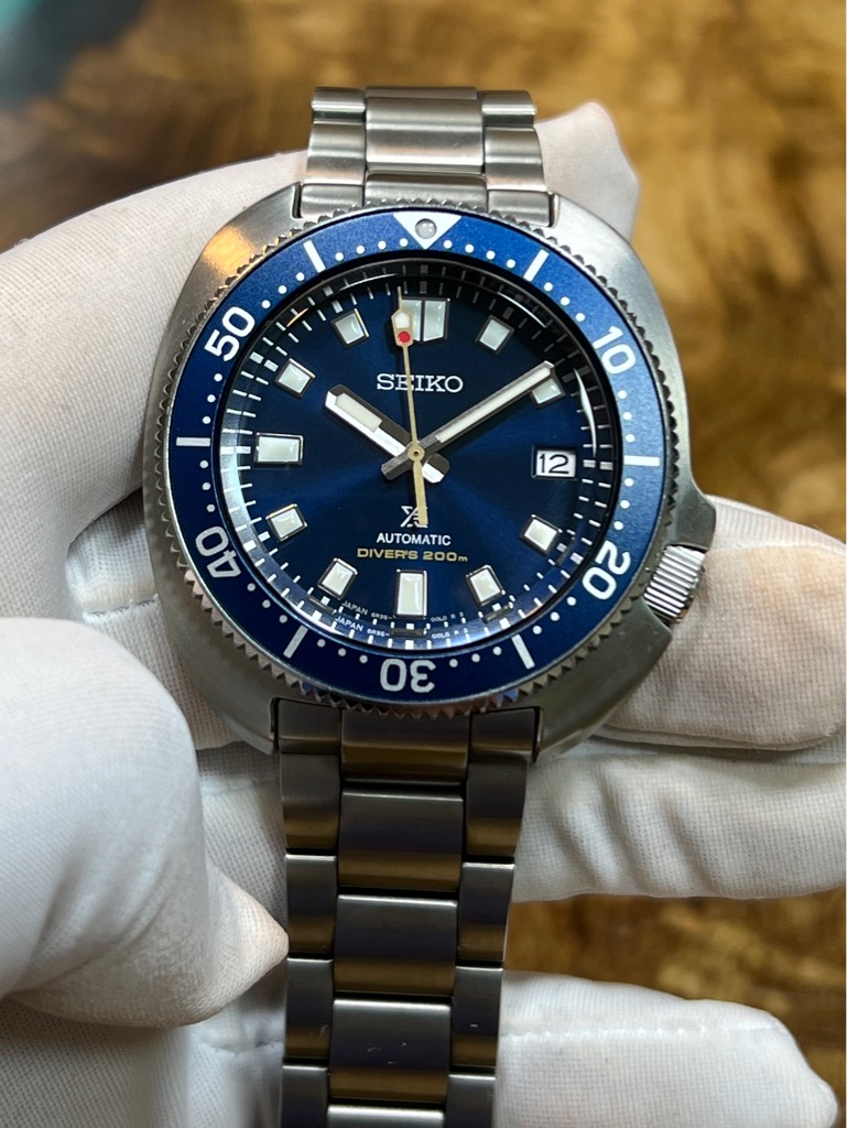 70bc6132-0f35-40a6-af81-1821fb0f385d