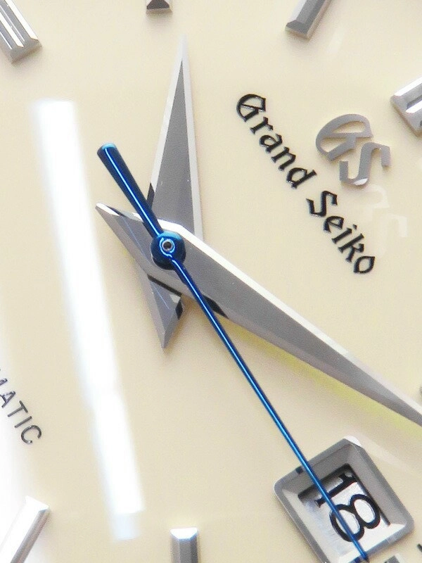 77-3688c6a0-bf56-42fe-bc8d-48a9dbf60bef