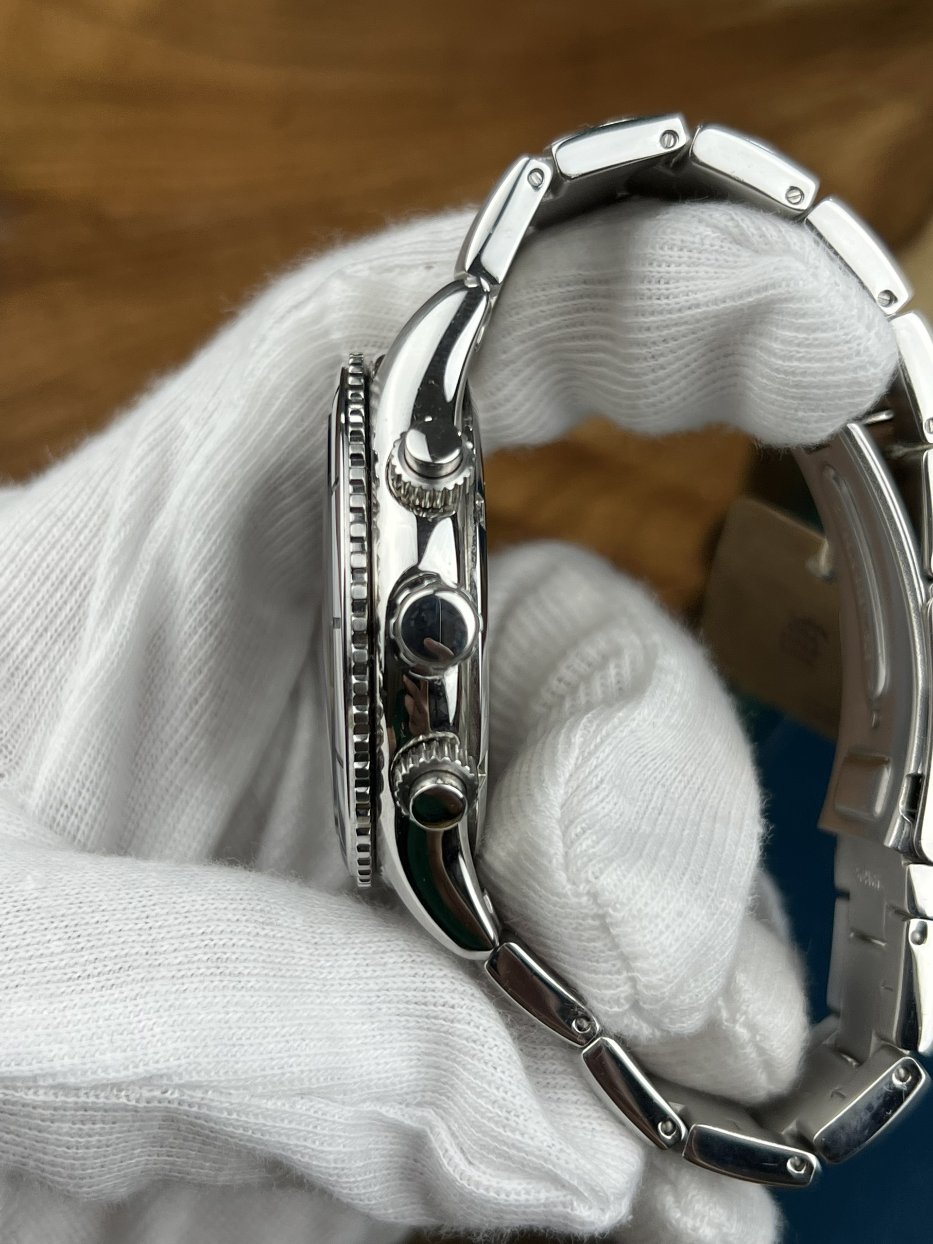 7cda3b26-1b6d-4f64-a8df-781098cf62ba