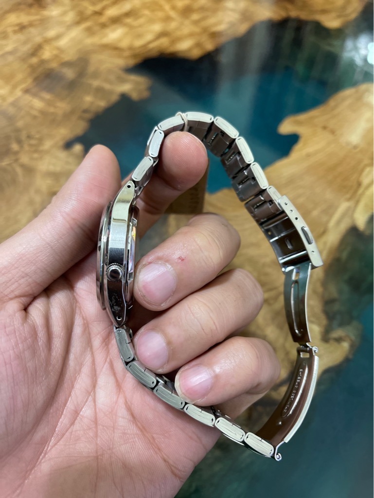 806e8215-3783-42f3-a5e4-6843dd76de8e