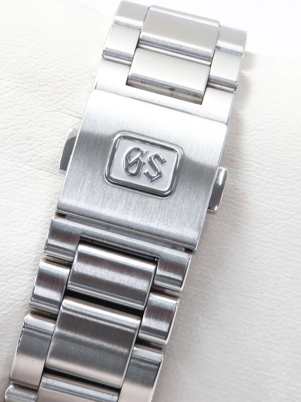 8320019740011-4-jpeg