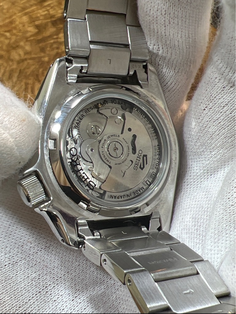 856185d2-cdc0-4c64-a308-8eb15d269483