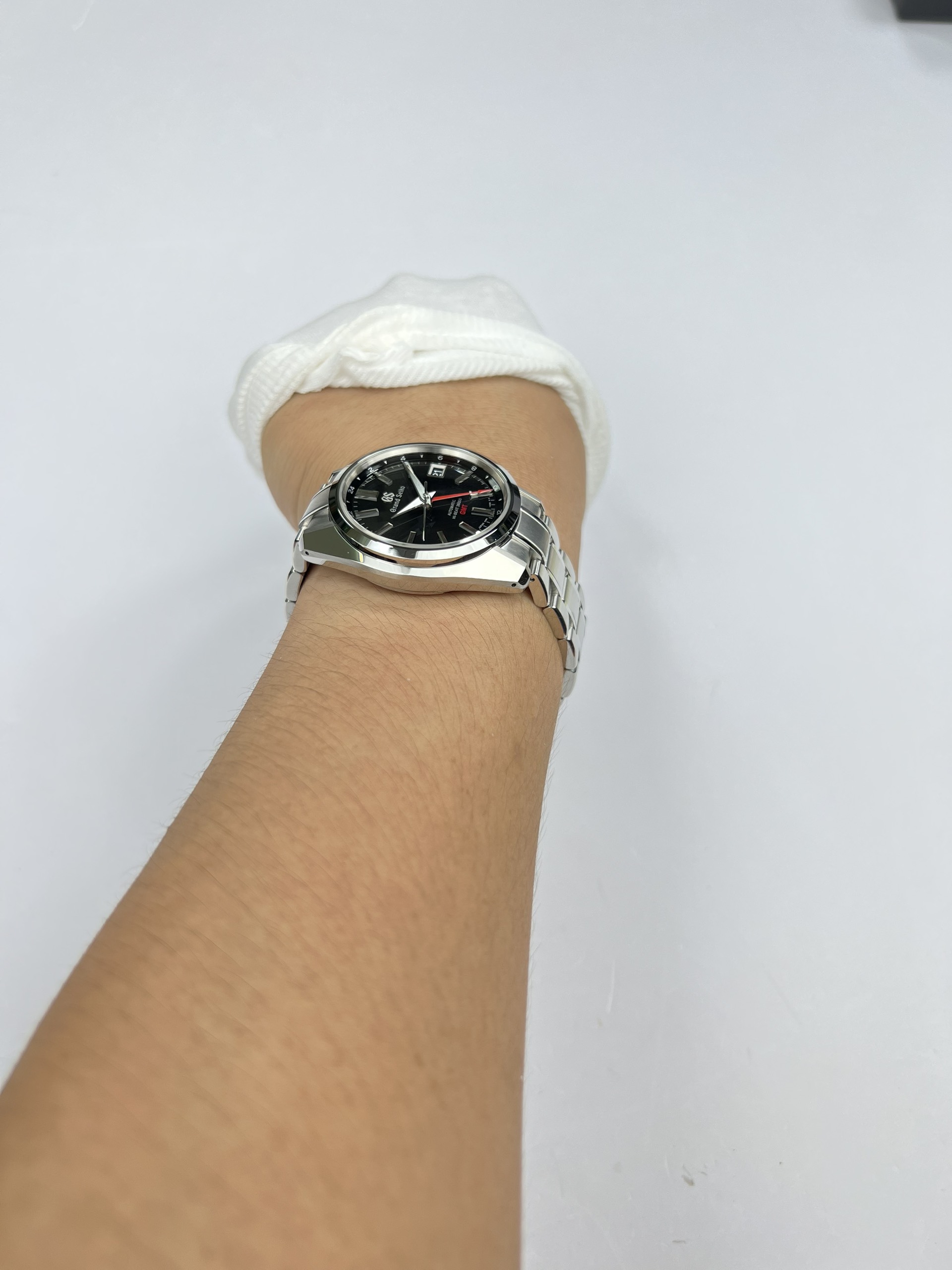 88-d6255624-f0b3-4e6e-9a04-cc72dedcebe2-129bc94e-a722-43f6-b292-08b898b1803a