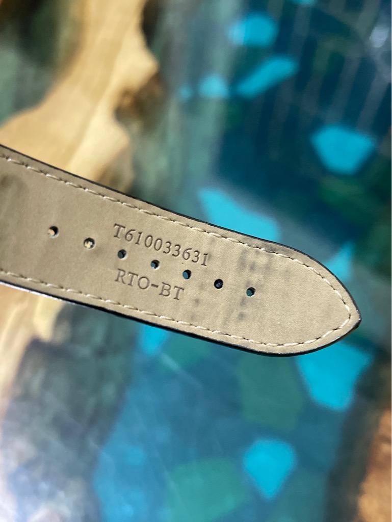 8aa1b6d6-fe36-4c62-8128-6ee0a0e3372d