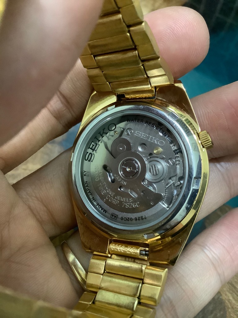 8ac988f4-70d2-443e-ae49-d115dddd0b97