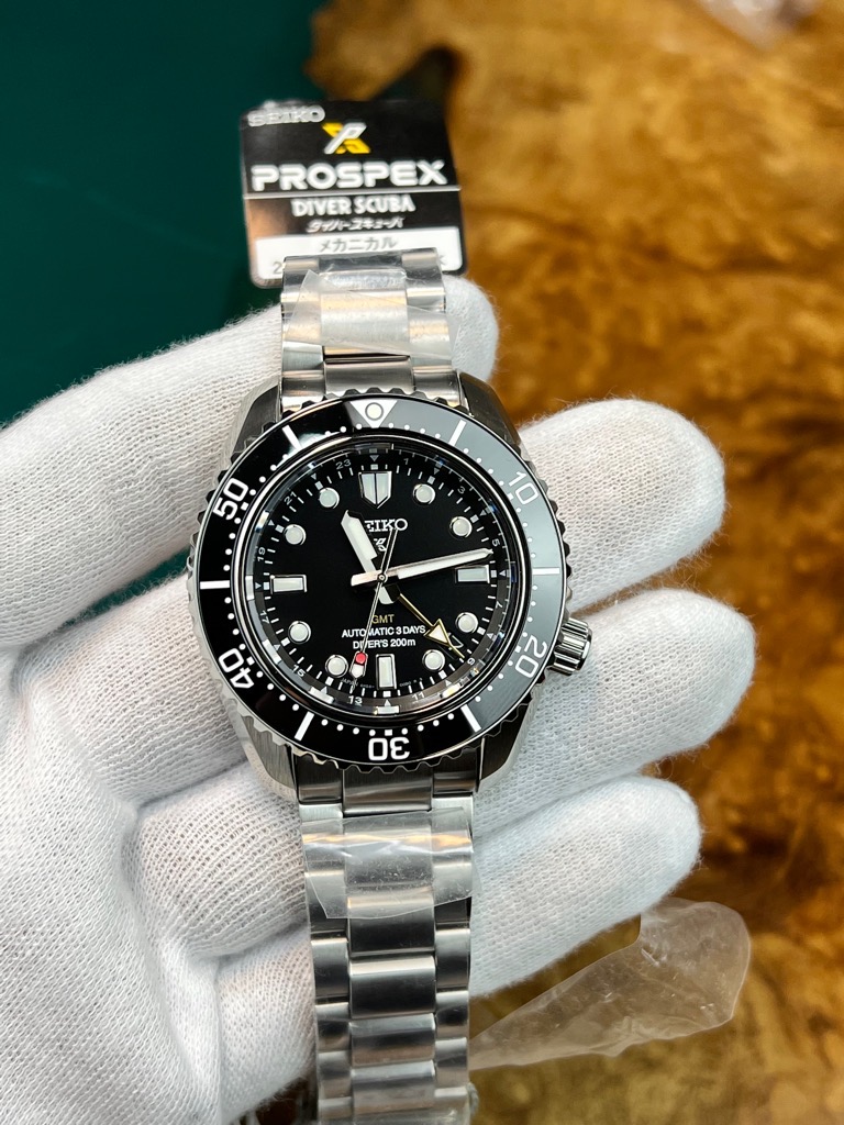 8c332e30-861e-430a-b128-daec0644960b