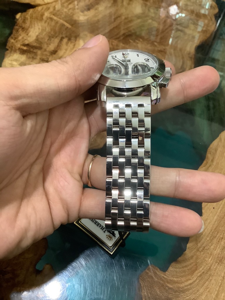 8daf2ebc-354d-4a93-8c71-925af12e4deb