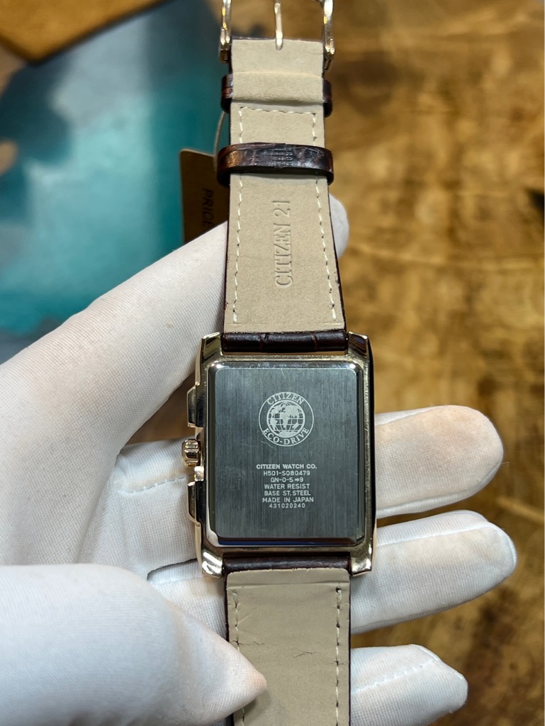 8e5904cd-a137-4a79-a69f-74f5492b3955