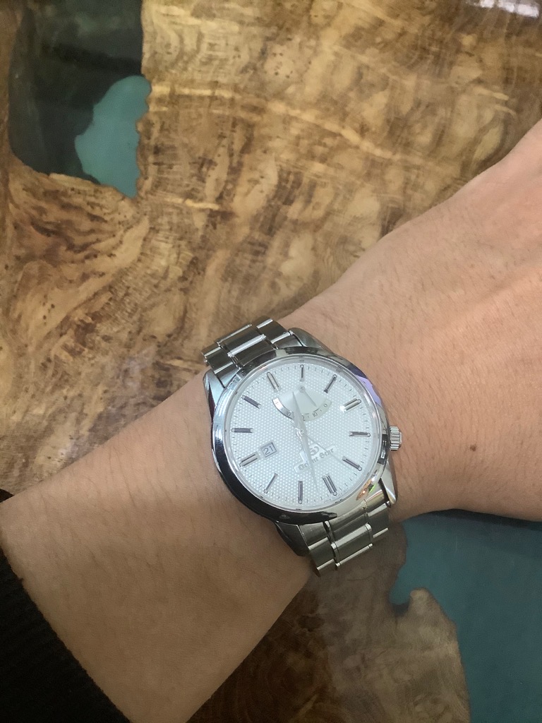 8e6af4fb-cea6-4b99-8496-2ad36ddac116