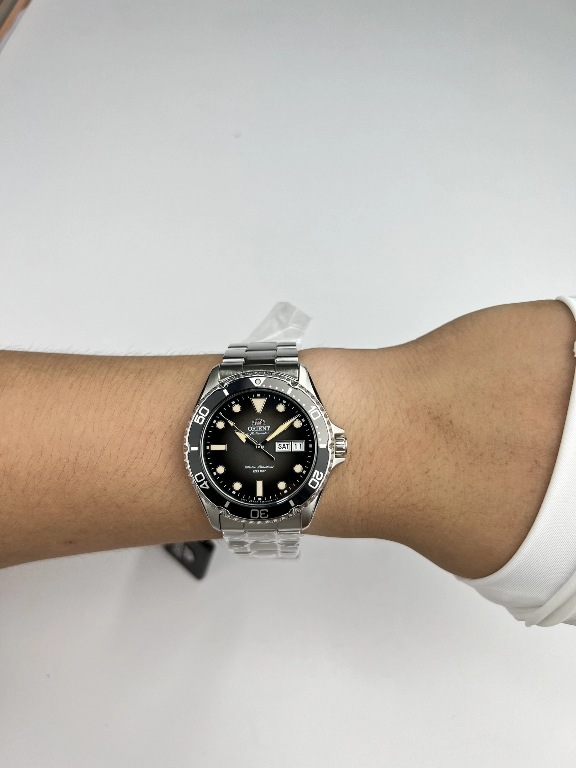 9-eeed7456-d1a6-4324-b7f1-5e4bd02421e2