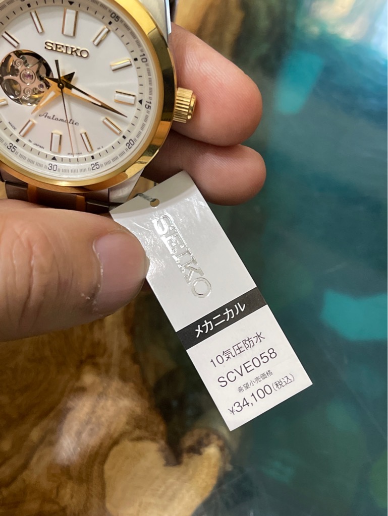 9109c604-e641-416c-950c-b7f37fc75346-2a42261b-fe5d-4874-b19f-b1c47f8ea2c6-72d077f0-ecdb-4d5b-bc5b-dbe5b4688c26-a13669db-34dd-4e5a-97e9-32919804d291