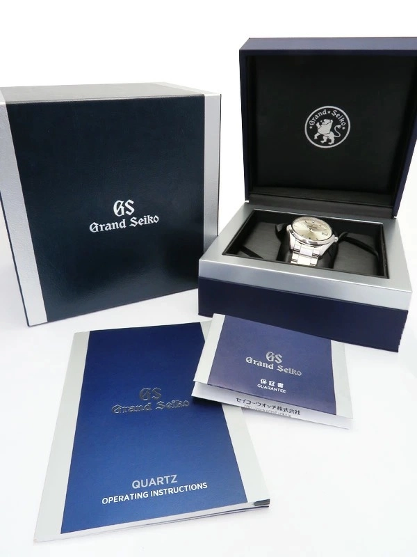 9230078870019-8-11zon