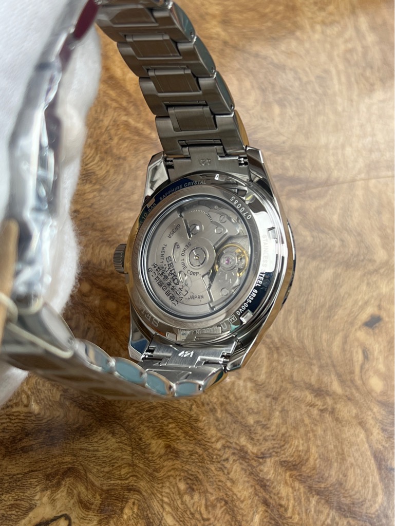 950de52f-f24a-44ab-96d7-7c55eccc7eb4-3db84707-2471-4893-a347-97a47400aec3-8a7ddc0f-022e-41d9-abff-539f01e8ed33-b5fa3c69-8fc0-4766-ad2a-d1a8a47b8478-2dfe0471-42d5-4387-9258-a338baaf828d