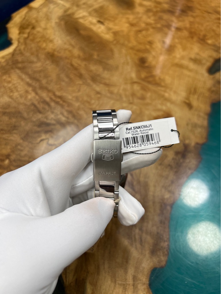 9b428293-db9e-4445-aaff-3aadaaf2c3e1-5ec5201a-70eb-4841-ae89-ca5233ac7fd5-2ce32e15-0ff7-46ee-b1fb-8fd9b2c392ef