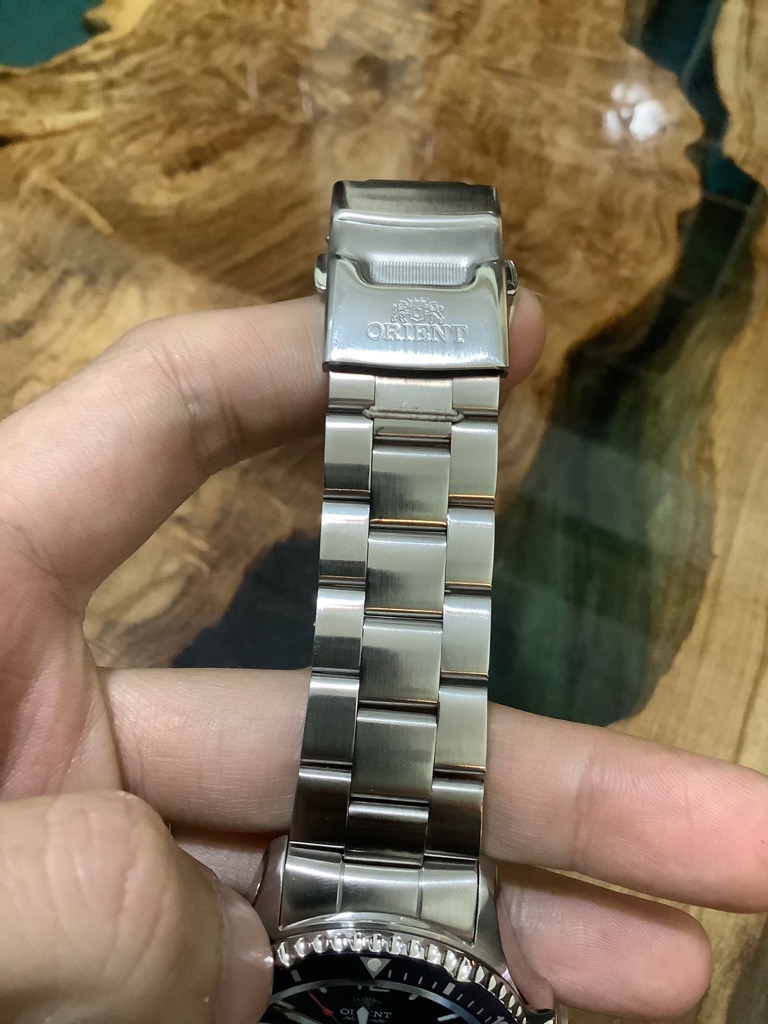 9e1a2817-c000-466e-9454-b484540db917