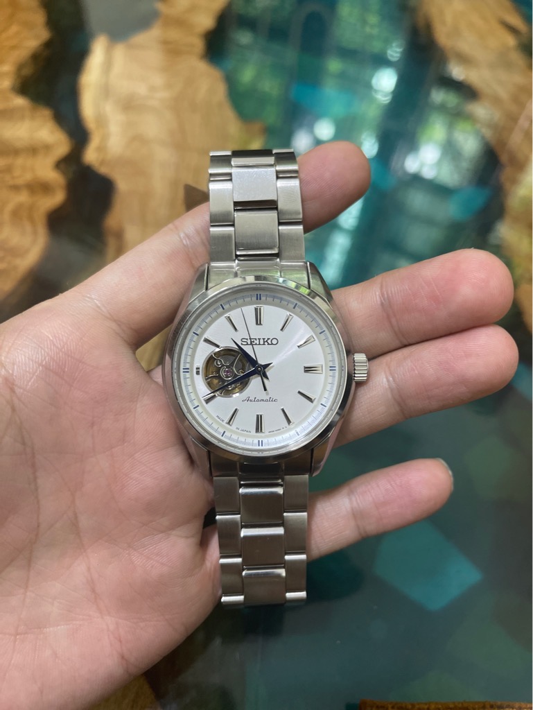 9ea4794a-2cf7-454a-858d-067830c70d44