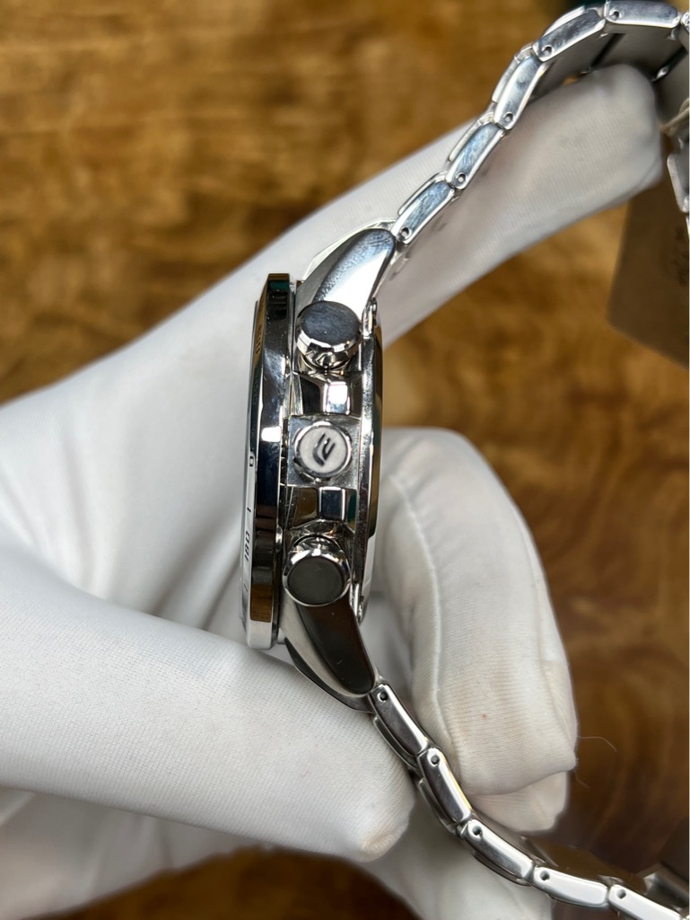 9f760885-5299-4be1-8363-e674cbeb8c96